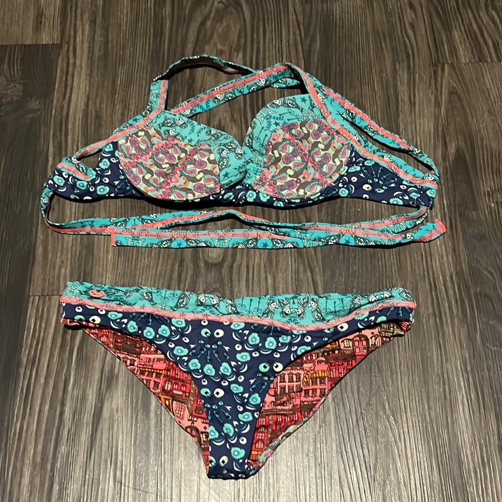 Maaji bikini size med